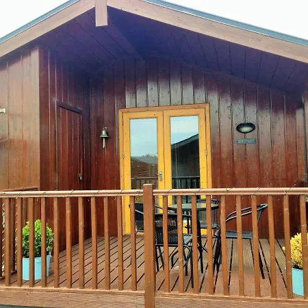 Wild Atlantic Way...cosy Log Cabin *