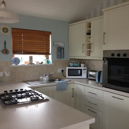 Wild Atlantic Way...cosy Log Cabin Chalet Greencastle (Donegal)