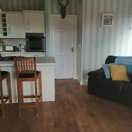 Chalet Wild Atlantic Way...cosy Log Cabin Greencastle (Donegal)