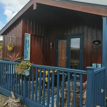 Wild Atlantic Way...cosy Log Cabin *